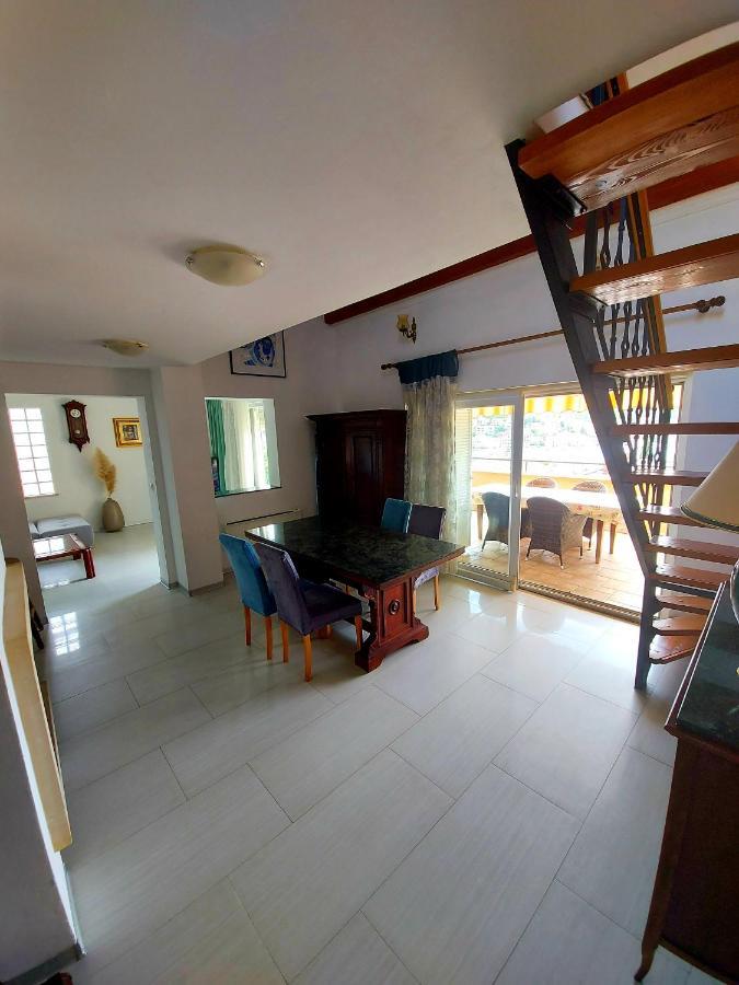 Apartment Sun View Малий Лошинь Екстер'єр фото
