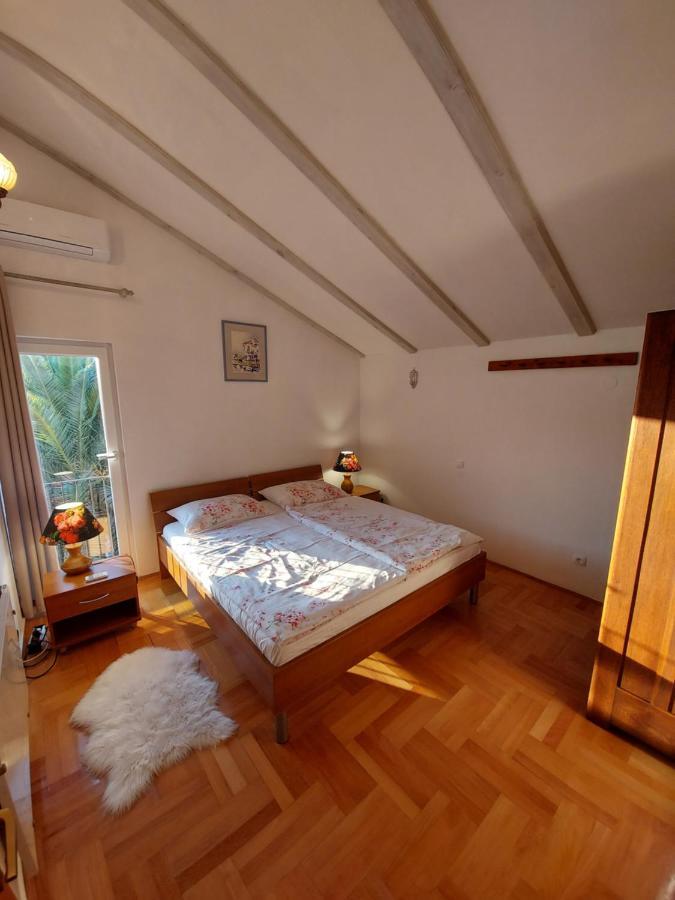Apartment Sun View Малий Лошинь Екстер'єр фото