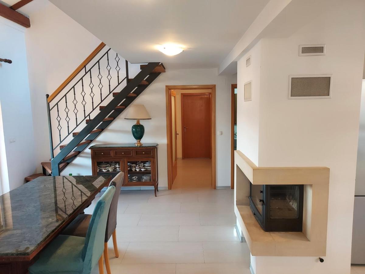 Apartment Sun View Малий Лошинь Екстер'єр фото