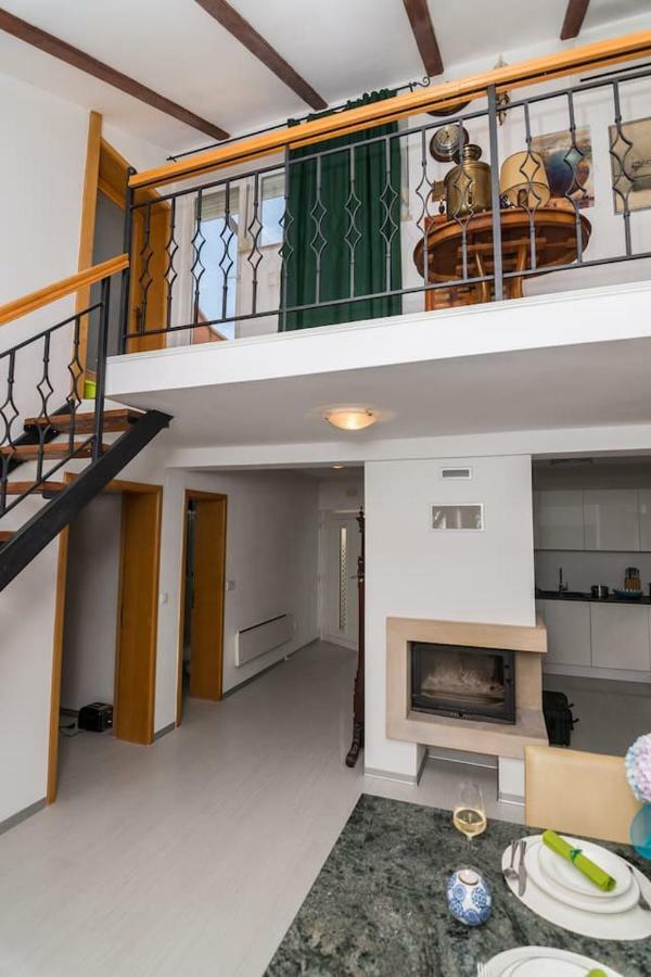 Apartment Sun View Малий Лошинь Екстер'єр фото